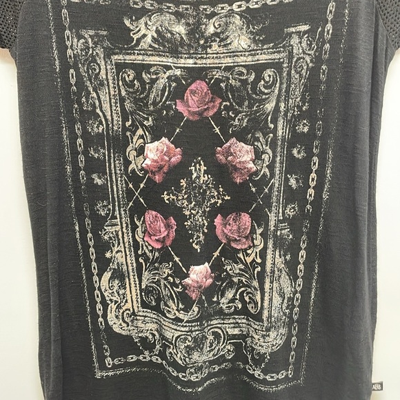 NWT Rock & Republic Black Tie Graphic Floral Rose Short Fishnet Mesh Sleeves XS - Picture 3 of 13